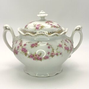 MZ Altrohlau Czechoslovakia Bridal Rose covered sugar bowl